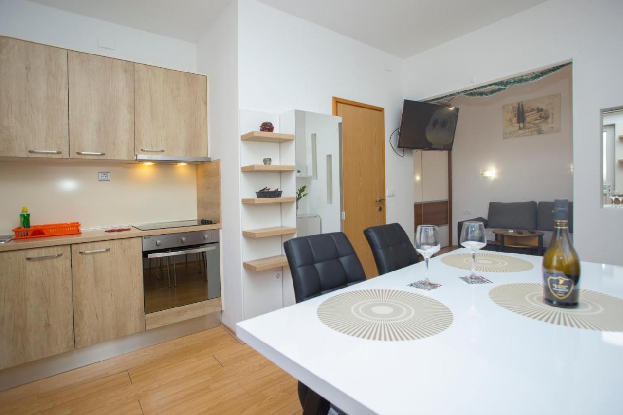 Apartment Adria Split Eksteriør billede