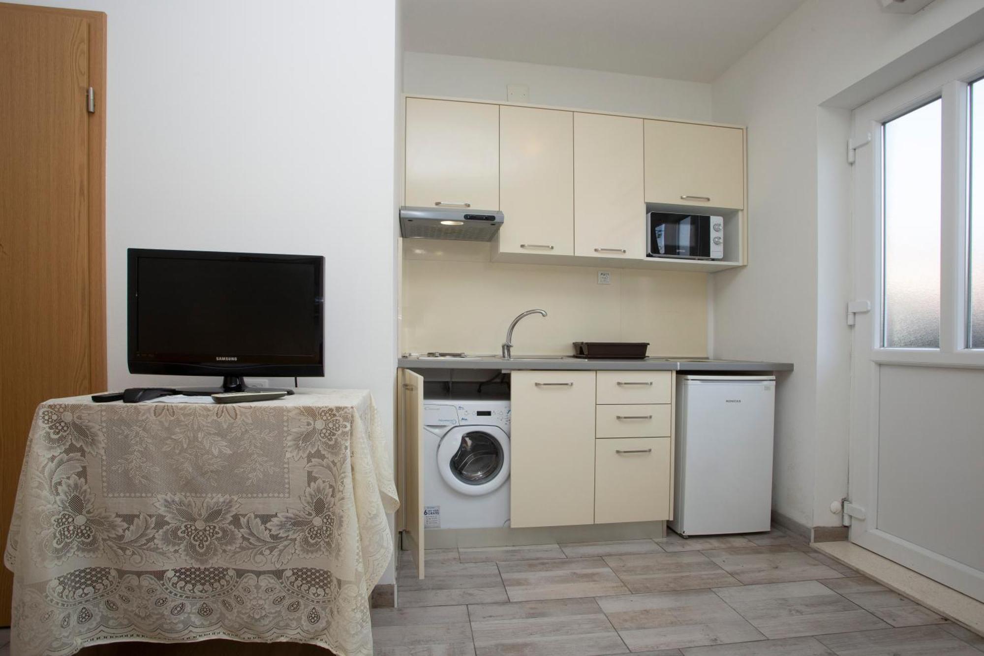 Apartment Adria Split Eksteriør billede