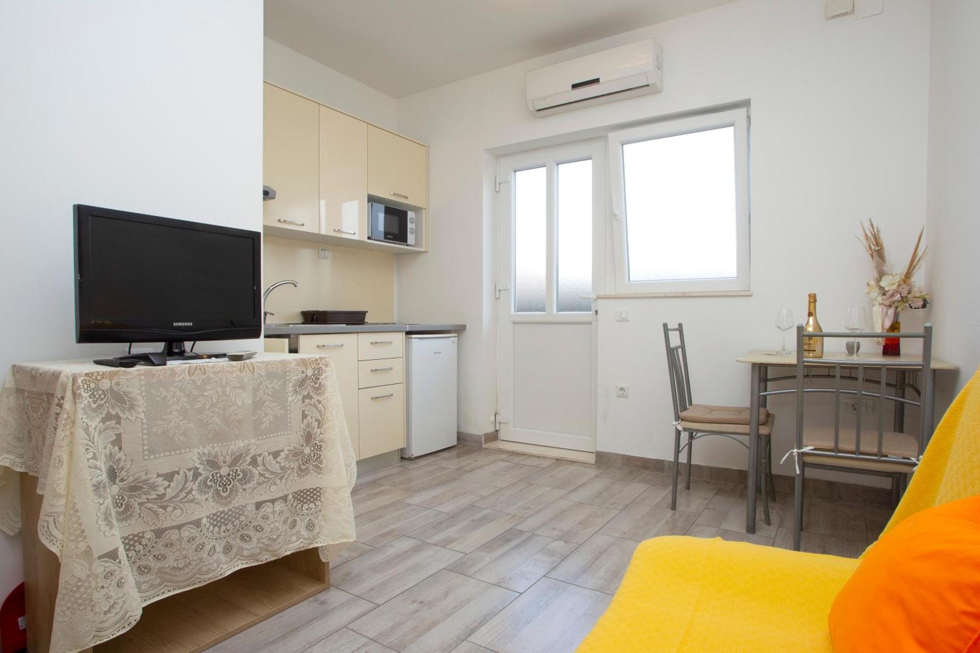 Apartment Adria Split Eksteriør billede