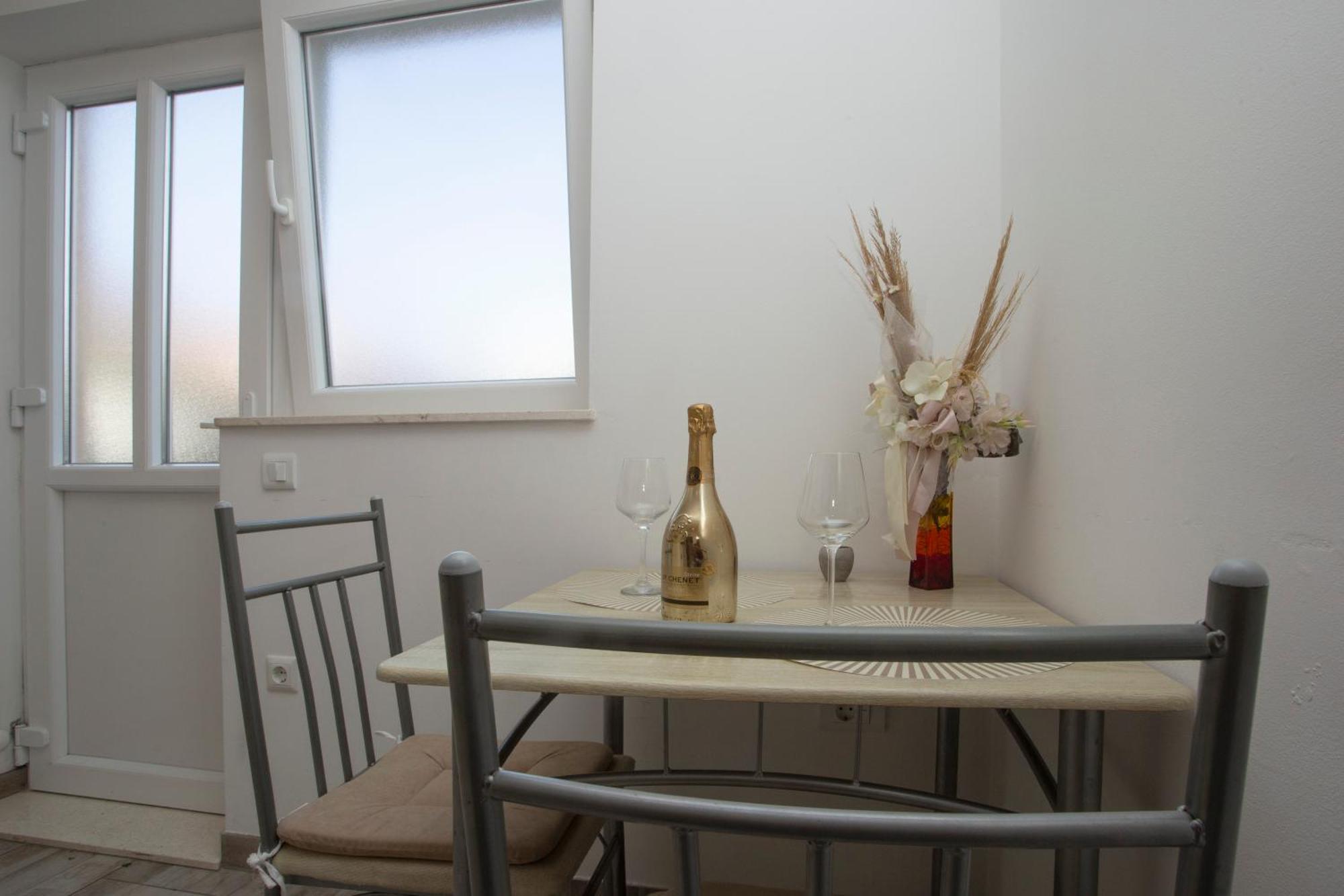 Apartment Adria Split Eksteriør billede