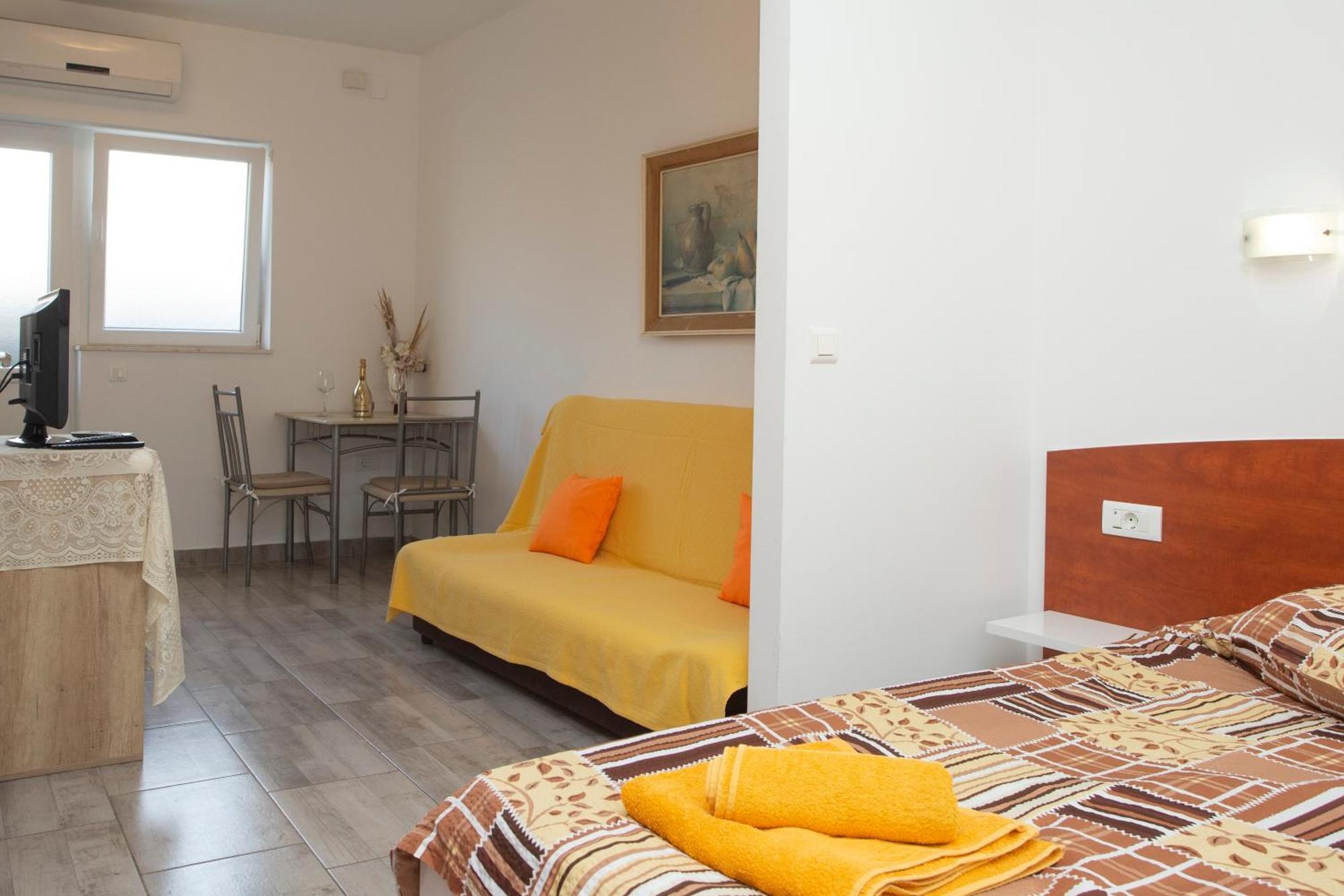 Apartment Adria Split Eksteriør billede